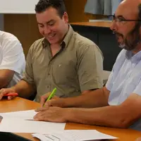 Pour officialiser le lancement de la campagne, Jonathan Lalondrelle et Philippe Moinard ont souhaité signer une Charte de campagne mettant en avant le
