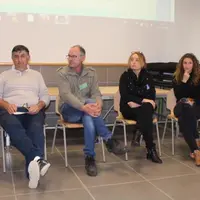 Les intervenants de la table ronde : Thomas Odin (Cuma La Valcherie, Loire), Pierre Monier (Cuma des 3L, Cantal), Éric Lafon (président FPCuma Cantal)
