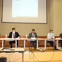 À la tribune de cette session : Jean-Marie Colon, premier vice-président de la Chambre d’agriculture de la Creuse, Francis Haberstock, directeur de la