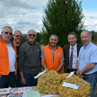 De gauche à droite : M. Gravillon, président de la Banque alimentaire de la Creuse, Claude Aulon, Alain Parrain, président de l’Amoma 23, Didier Bigne