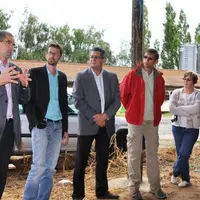 De gauche à droite : Eric Thirouin, président de la FRSEA Centre, Joël Limouzin, Gaël Gautier, Dominique Barrau, Antoine et Geneviève Leroy, Gilles Ca