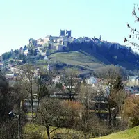 Saint-Flour fait partie de ces petites villes de France qui formulent des doléances.
