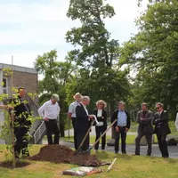 La plantation d’un tulipier de Virginie a marqué ce 90e anniversaire.