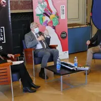Isabelle Debourg, adjointe au tourisme de la ville de Limoges, Émile-Roger Lombertie, maire de Limoges, et Jean-Marc Alibert, président du Herd Book L