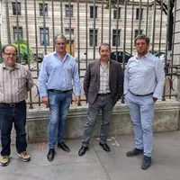 Les membres du Caf Loup ont claqué la porte et quitté la salle de réunion du Groupe national loup pour dénoncer le « mépris » de l'État qui annonce un
