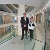 Frédéric Baraut et Chantal Debost, respectivement directeur général et présidente du Crédit Agricole Centre France, dans les locaux du siège.