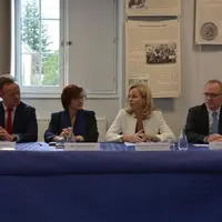 De gauche à droite : Laurent Pétrynka, inspecteur général du SNU, Magali Debatte, préfète de la Creuse, Christine Gavani-Chevet, Rectrice de l’académi
