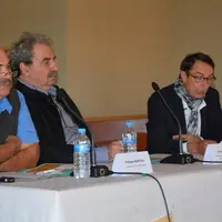 De gauche à droite : Philippe Monteil, co-président de l’Adeeparc, Francis Wolff, professeur émérite de l’École Normale supérieure, et Jean-Philippe V