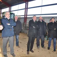 En Haute-Loire, visite de l’exploitation du Gaec de la Moutonade, située à Saint-Beauzire.