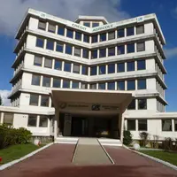 L'entrée principale de la Maison de l'économie, qui hébergera bientôt les 3 chambres Consulaires.