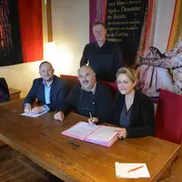 Assis, de gauche à droite, Nicolas Simonnet, vice-président du Conseil départemental en charge de l’agriculture, Philippe Monteil président du GDS Cre