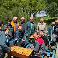 Des élèves impliqués dans une action solidaire.