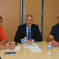 De gauche à droite : Pascal Lerousseau, président de la FDSEA, Olivier Maurel, secrétaire général de la préfecture de la Creuse, et Thierry Jamot, vic