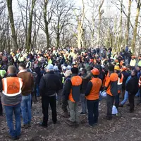 Craignant que le cas de Tarnac ne fasse tache d'huile, acteurs économiques et institutionnels sont venus nombreux rappeler leur attachement au respect