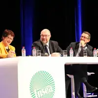 Christiane Lambert, présidente de la FNSEA, Stéphane Travert, ministre de l’Agriculture, et Jérôme Despey, secrétaire général de la FNSEA.