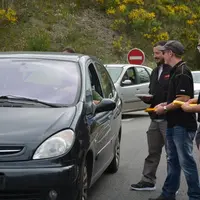 L'accueil des usagers de la route a été plutôt positif, la question du coût des carburant les touchant de près.