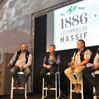 De gauche à droite : Benoît Julhes, Bruno Dufayet, Hervé Puigrenier, Philippe Dumas et Patrick Bénézit.