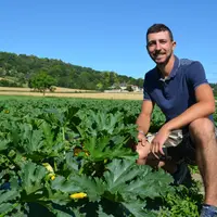 Nicolas Chatard jeune agriculteur installé dans le Puy-de-Dôme en maraichage