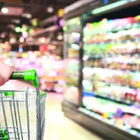 La crise sanitaire a profondément modifié les modes de consommation, mais la grande distribution est parvenue à tirer son épingle du jeu.