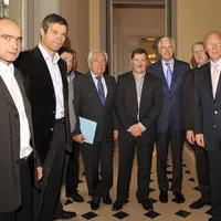 De gauche à droite : Jean-Julien Deygas, Laurent Wauquiez, (cachés Michel Queille, Patrick Bénézit),
Alain Marleix, Jacques Chazalet, Michel Barnier,