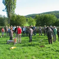 La journée se structurait autour de débats et d’échanges en salle et de démonstrations sur parcelles.