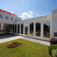 Le groupe câblier auvergnat Omerin compte 9 sites de production dont 7 en France (Puy-de-Dôme, Loire, Haute-Loire, Rhône) et 2 à l’étranger.