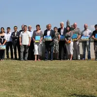 Partenaires et fournisseurs réunis lors du lancement de la box et des pochettes.