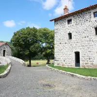Le domaine de la Planche peut accueillir 150 personnes.