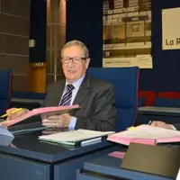 Signature de la convention de transition du Feader entre Michel Fuzeau, préfet de région, René Souchon, président du Conseil régional d’Auvergne