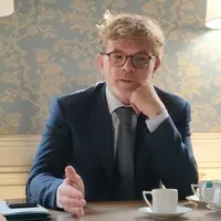 Marc Fesneau, ministre de l'Agriculture et de la Souveraineté alimentaire depuis le 20 juin 2022. Député du Loir-et-Cher.  Marc Fesneau dans son burea