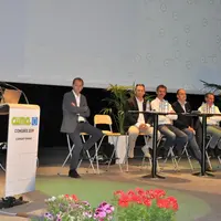 Élus et animateurs des fédérations ont travaillé à l’accompagnement des Cuma dans leur réflexion vers l’embauche de salariés