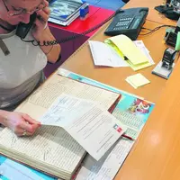 Pour classer l’ensemble de ses dossiers administratifs, il faut bien compter deux journées.