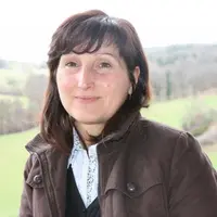 Evelyne Boulet est vice-présidente de CERFRANCE Haute-Loire (membre désigné par la FDSEA), présidente de l’APIV43, vice-présidente du GIE USROM et co-