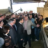 Le Chef de l’État a annoncé son plan de sontien lors d’une visite à Poligny dans le Jura.