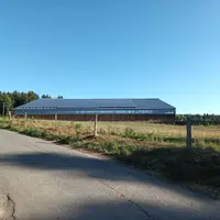 panneaux photovoltaïques sur bâtiment agricole