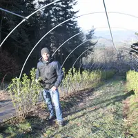 Emeric Duclaux du pertuis, installé en fruits rouges.