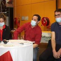JA 43 : Laurine Rousset présidente, Guillaume Avinain secrétaire général et Julien Duplomb membre du bureau.