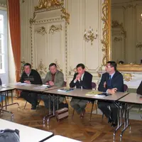OPA, vétérinaires et administration travaillent en Comité de Pilotage.