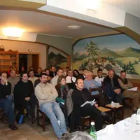 Membres de l’association et partenaires réunis au restaurant Vidal à St-Julien Chapteuil.