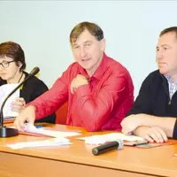 De gauche à droite : Yannick Fialip, Robert Verger, Christiane Lambert, Michel Joux, Jérôme Volle et Patrick Bénézit.