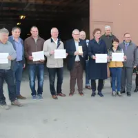 Les élus de la communauté d'agglomération du Puy-en-velay devant la Coopérative Agricole des Producteurs de Plants de Pommes de Terre du Haut Velay