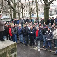 Quelques 150 producteurs devant le Tribunal au Puy.