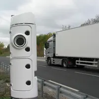 Mardi, le gouvernement a fait marche arrière et suspendu la mise en application de l'écotaxe poids lourds, face à la pression du milieu agricole et de