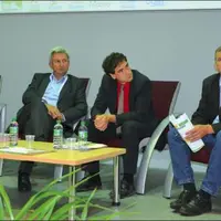 De gauche à droite : Francis Ader, vice-président ACAP ; André Marcon, président de Macéo ; Bernard Roux, conseiller régional du Limousin ; Jean-Yves