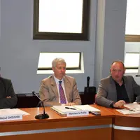 Michel Chouvier vice-président, Éric Maire Préfet et Laurent Duplomb président de la Chambre d’Agriculture, lors de la session.