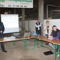 De gauche à droite : Aymeric Soleilhac, Sylvain Rancon, Sandrine Cottier, Frédéric Pélisse et Laurine Rousset.