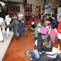 Les enfants ont appris en s'amusant avec la salle de traite mise à disposition par le CNIEL.