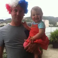Avec un papa aussi passionné, on commence à supporter le foot dès son plus jeune âge…