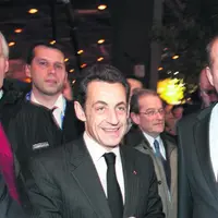 Le Président Nicolas Sarkozy,  accompagné de Michel Barnier, ministre de l’Agriculture et de la Pêche
et de Jean-Luc Poulain, président du SIA.