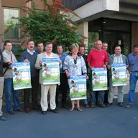 Les présidents des syndicats de races accompagnés des membres
et techniciens de la Chambre d’Agriculture et des responsables d’organismes d’élevage p